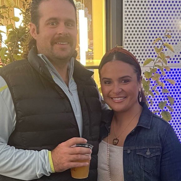 BOUTQ_CHIC IS LIVE!!!!!!!! - Picture 4 of 4